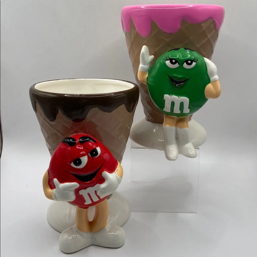 Galerie M&M’s Ceramic Waffle Cone Ice Cream Cup Red & Green Set of 2